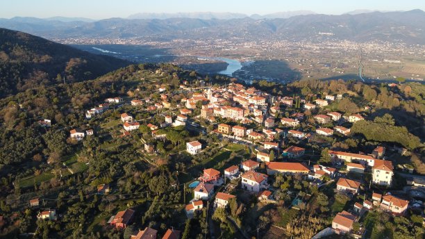 来自蒙特马塞洛的城市景观图片下载