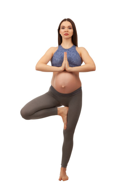 身穿运动服的孕妇，白色背景图片下载