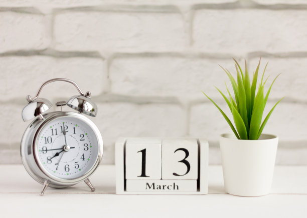 木历3月11日。一年一天的概念。春月的日历日期。图片下载