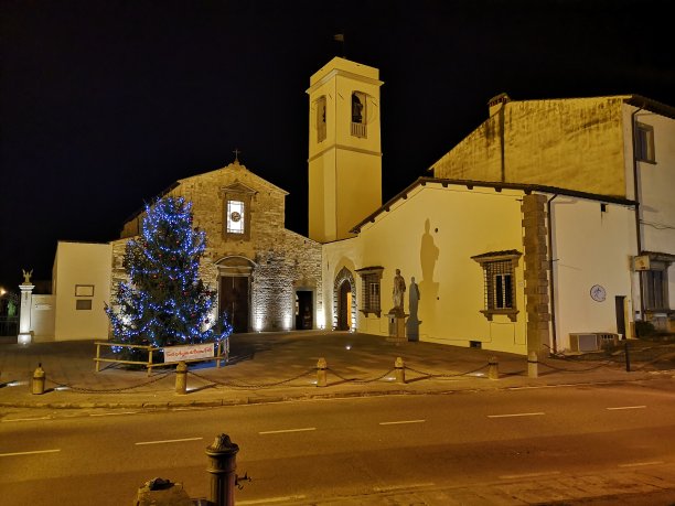 圣彼得教堂，圣诞节图片下载