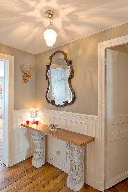 豪华公寓内部的走廊图片下载