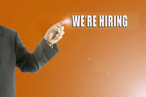 商业未来触屏与商业概念文本。模糊的背景和镜头光晕。图片下载