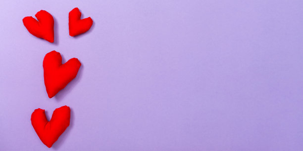 心垫情人节主题图片下载