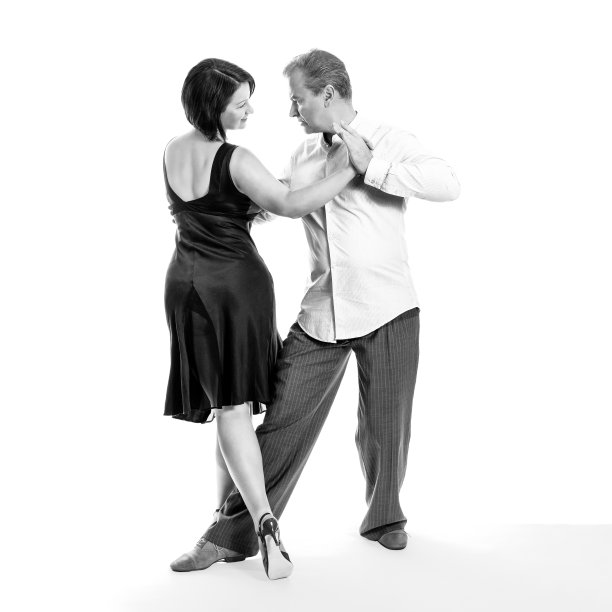 探戈04的表达(黑色和白色)-夫妇孤立在白色背景图片下载