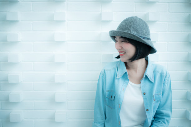 亚洲女人微笑图片下载