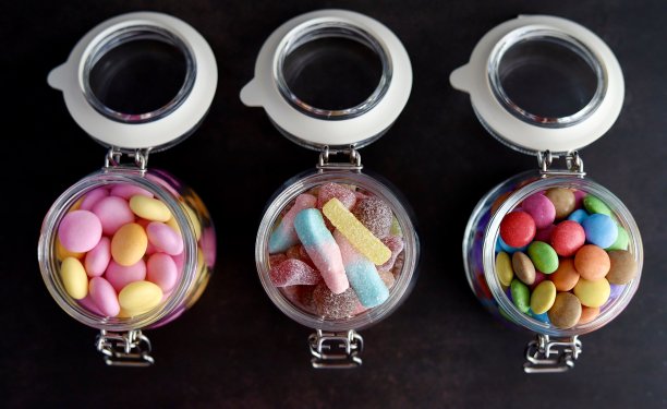 三罐糖果图片下载