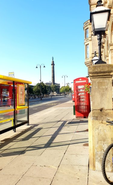 红色电话亭图片下载