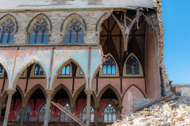 毁了哥特式教堂图片下载