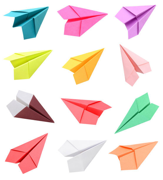 折纸飞机，白色背景上的纸飞机图片下载