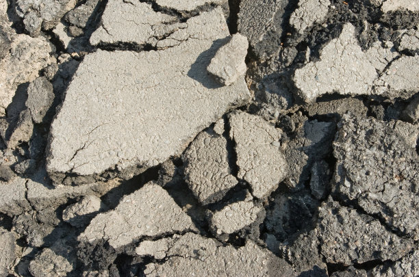 干燥开裂的沥青图像图片下载