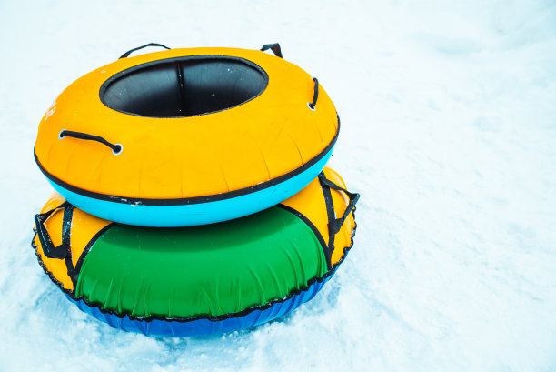 雪管环近。希尔在背景图片下载