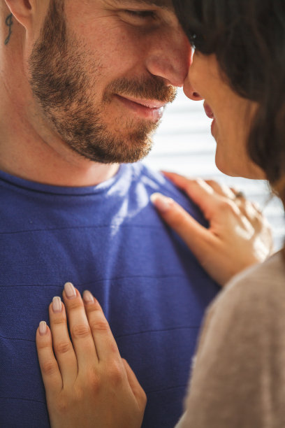 你的爱给我动力图片下载