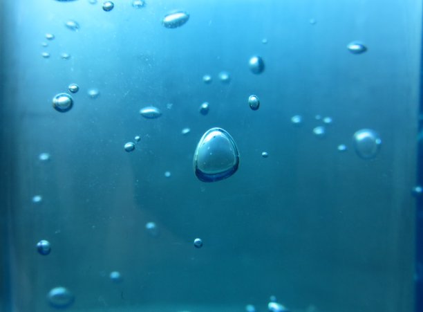 泡沫的影响图片下载