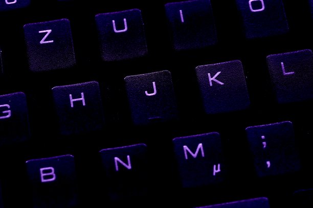 一个键盘的一部分的特写图片下载