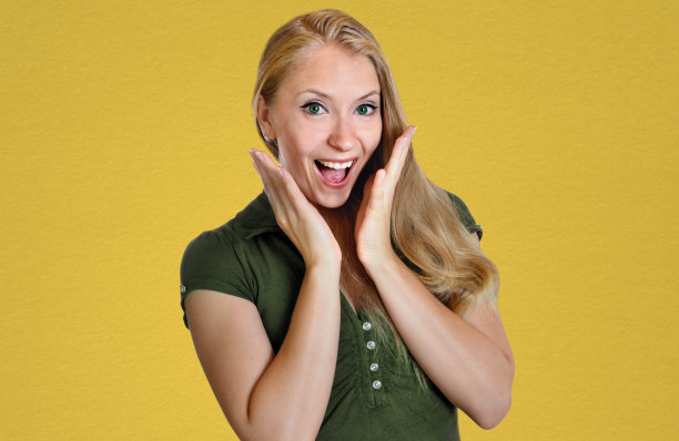 女人很幸福，意外欣快图片下载