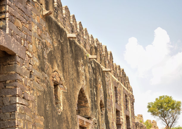 古老的古老废弃的堡垒石墙结构库存照片图片下载