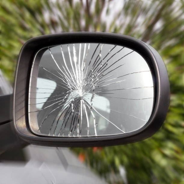 后视镜断了图片下载