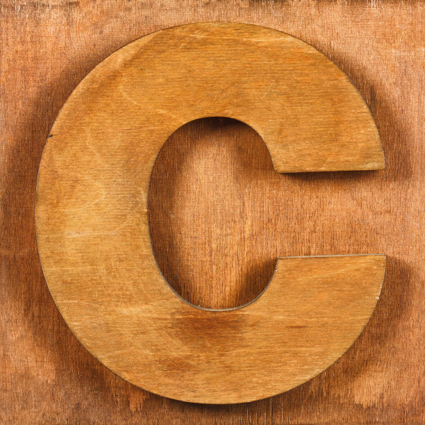木制的字母C图片下载