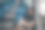 在火车上睡觉的年轻女子图片下载