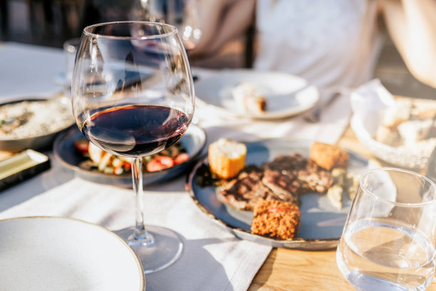 两人浪漫晚餐图片下载