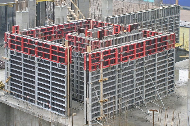 电梯井模板与系统组装图片下载