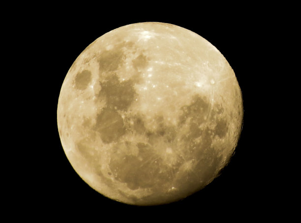 清晰的月亮图片下载