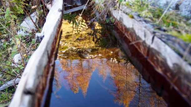 山间的秋天图片下载