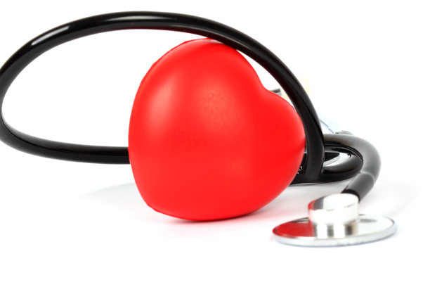 听诊器和心脏分离白色图片下载