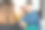 亚洲幸福的夫妇得到钥匙和握手与经纪人微笑着在新家。购买新的房地产图片下载