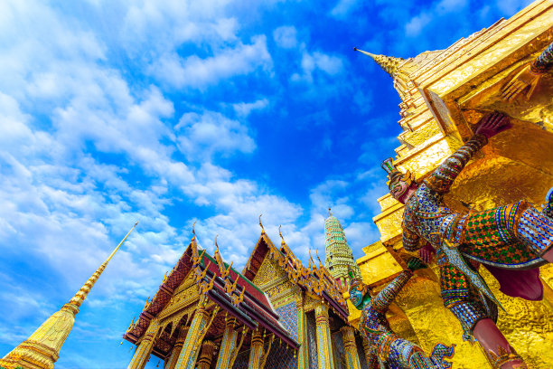 泰国曼谷的玉佛寺图片下载