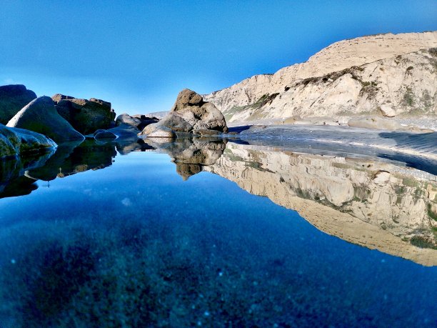 反映出水池图片下载