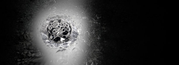 带排水管的白色脸盆图片下载