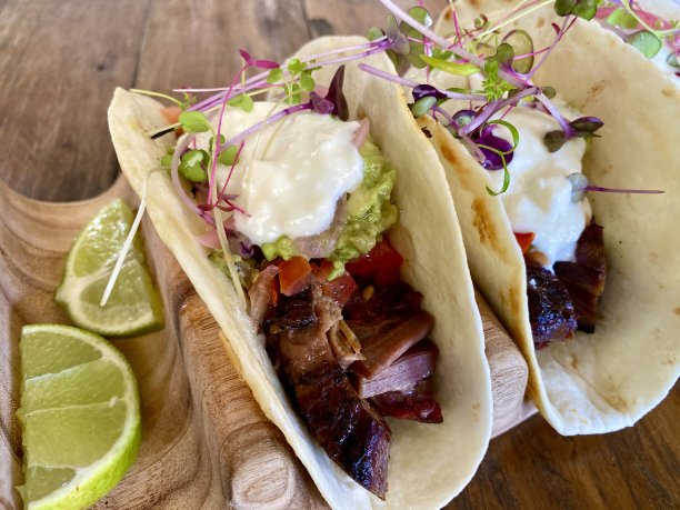 把牛肉炸玉米饼图片下载