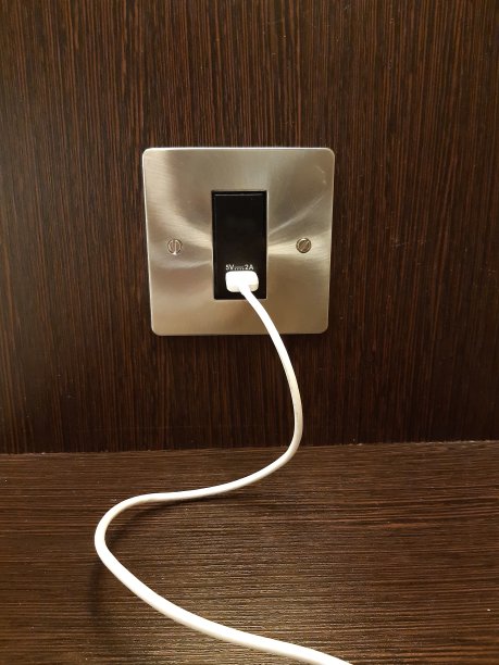 带电缆充电插座图片下载