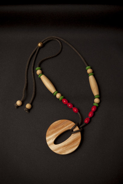 手工制作的项链图片下载