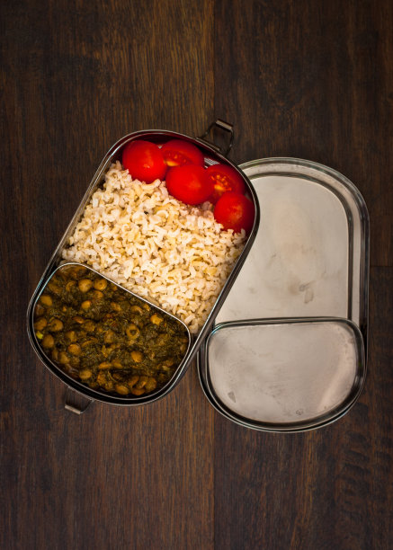 米饭和小扁豆印度餐图片下载