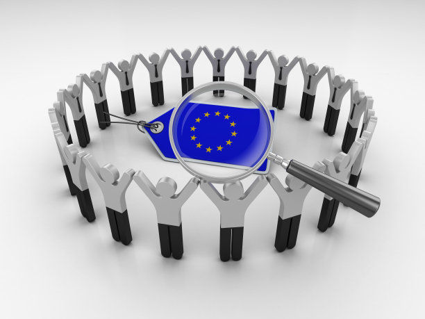 图形团队与欧盟旗帜价格标签和放大镜- 3D渲染图片下载