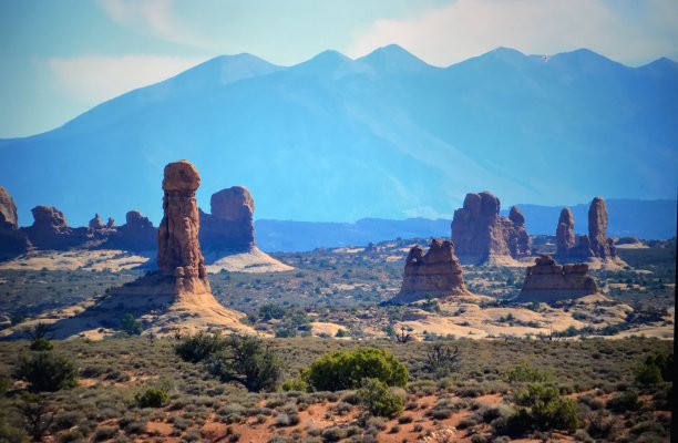 拱门国家公园景观在犹他州图片下载