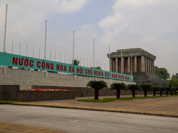 越南河内胡志明市陵墓图片下载