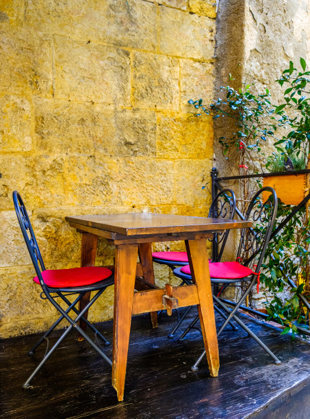 人行道上的餐厅图片下载