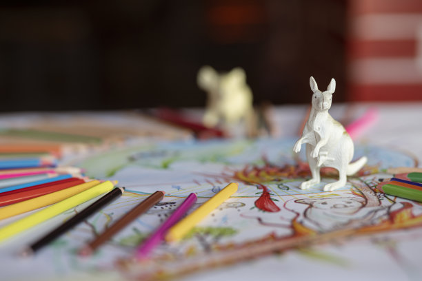 动物在危险中的特写摄影图片下载