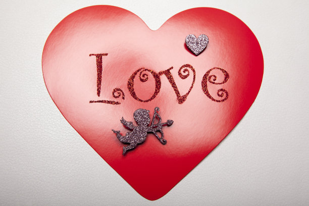 丘比特心白色皮革背景图片下载