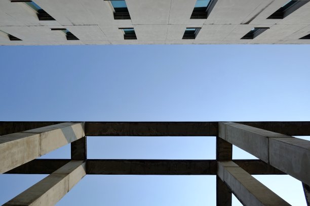 高层观景，结构坚固的高层建筑图片下载