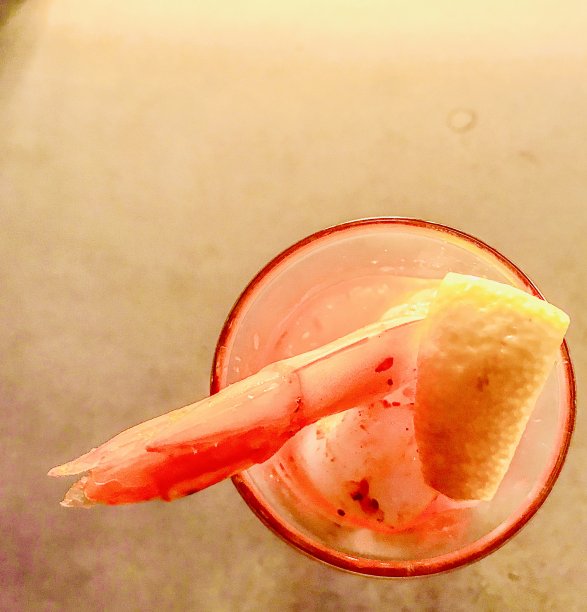 鸟瞰图的虾鸡尾酒图片下载