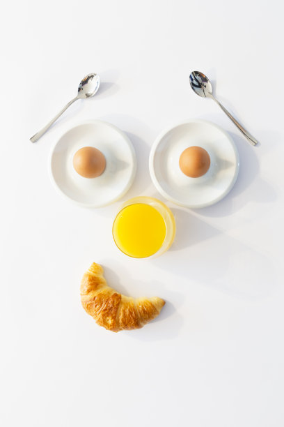 有趣的早餐概念，抽象的情感人脸图片下载