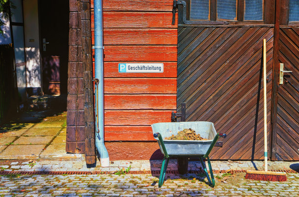 管理停车场。-字母管理方式管理图片下载