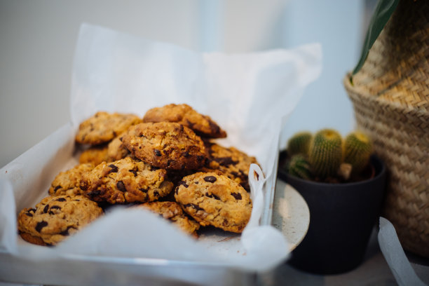 巧克力曲奇饼在打折图片下载