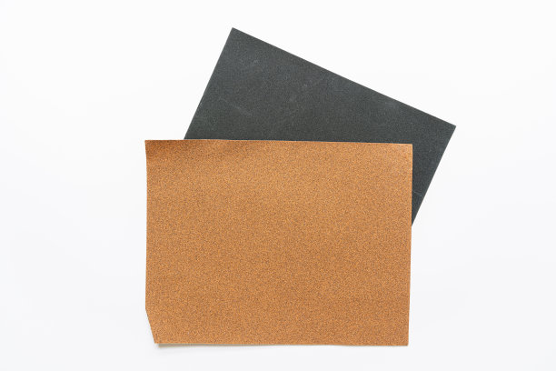 研磨纸磨光机特写，孤立在白色背景图片下载