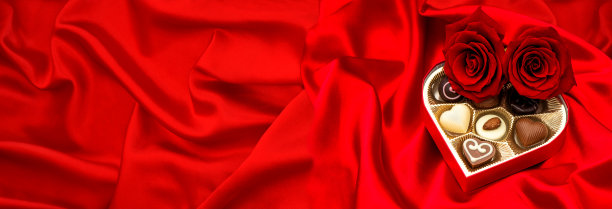 红玫瑰心形巧克力仁糖图片下载
