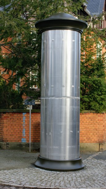 清新的广告栏素材图片